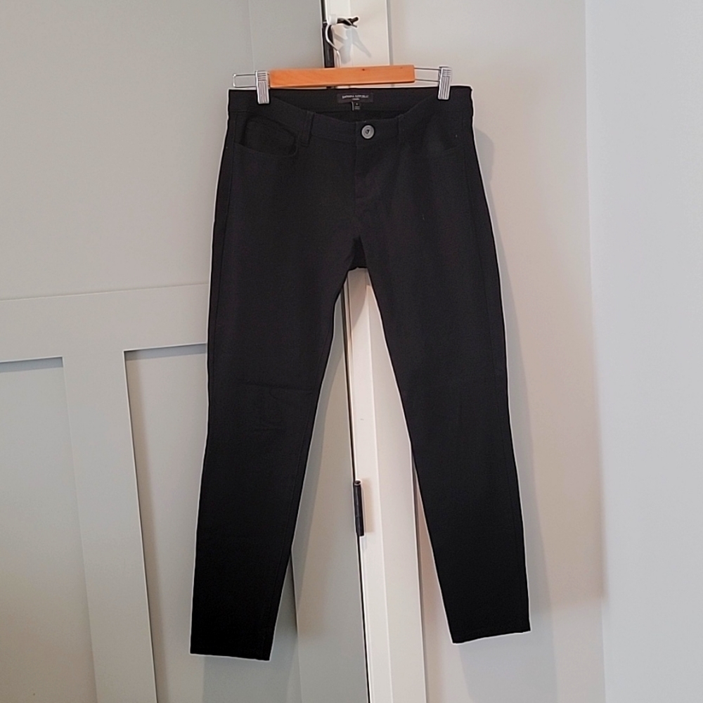 Banana Republic Black Sloan Pants, Size 4